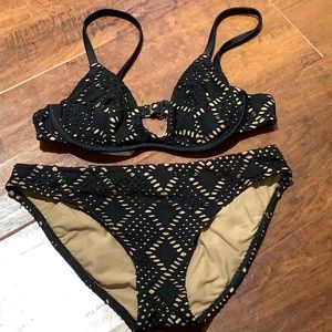 Pursuit Bikini